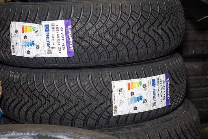 Montage pneu Farébersviller